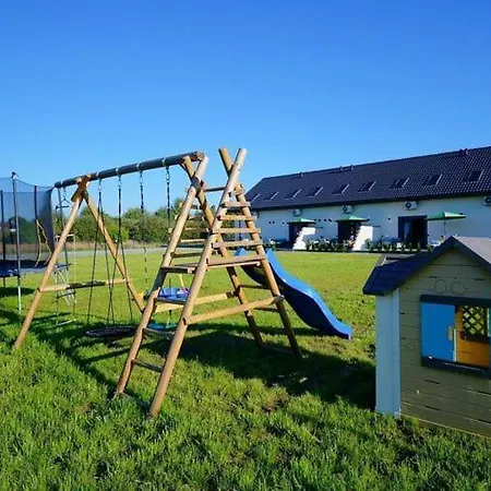 Homes With Terraces, 펜션