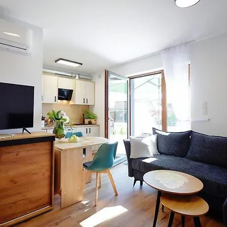 펜션 Homes With Terraces, 미엘렌코