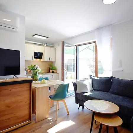 Homes With Terraces, 펜션 *