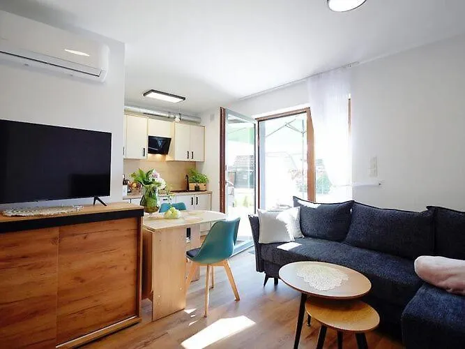 Casa de Férias Homes With Terraces, Mielenko