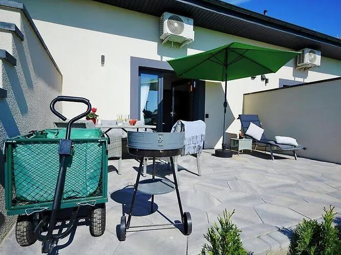 Casa de Férias Homes With Terraces, Mielenko