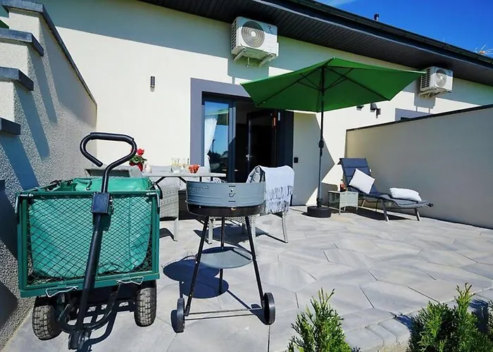 Homes With Terraces, Casa de Férias *